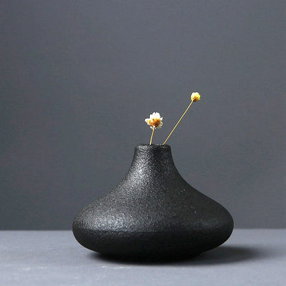 BABBO| Black Ceramic Small Vase 