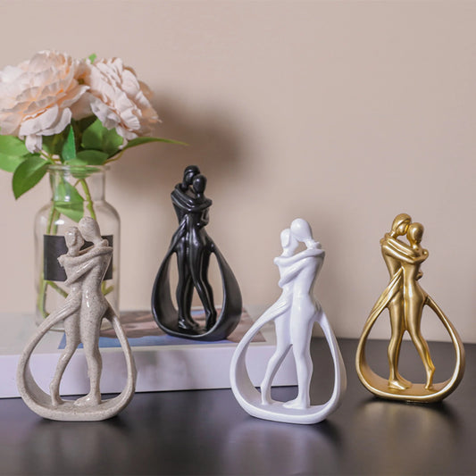 PULLADE| Resin Couple Figurine