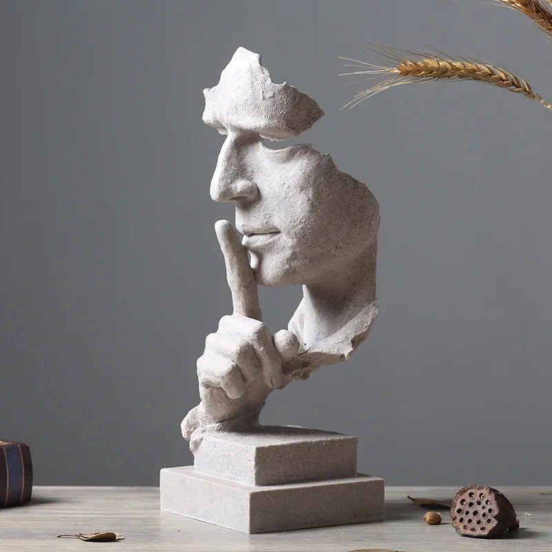 ATRE| Decorative Bronze Statue