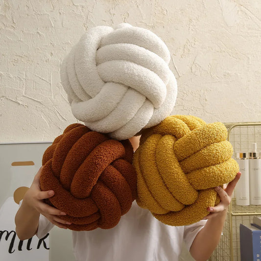 KROFFEN| Handwoven Knotted Ball Pillow