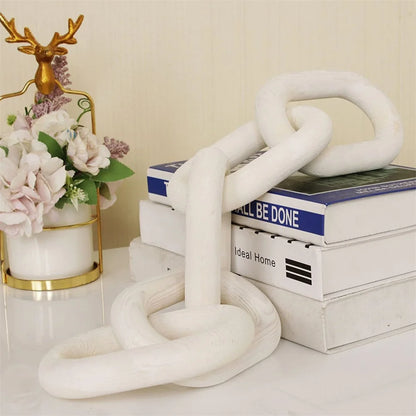 GENTLEE| Decorative Hand Carved 5-Link Wood Chain