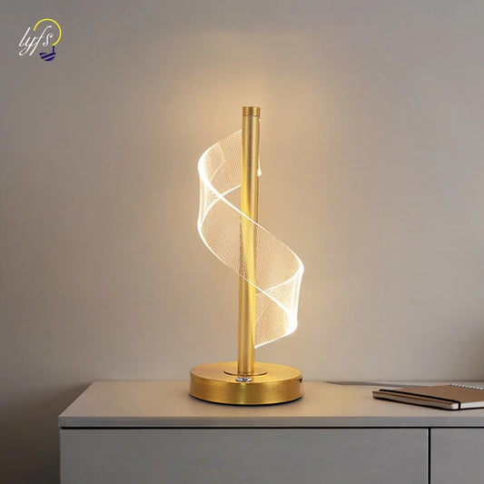 QUORA| LED Table Lamp
