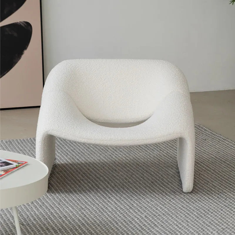 MOLYE| Chair