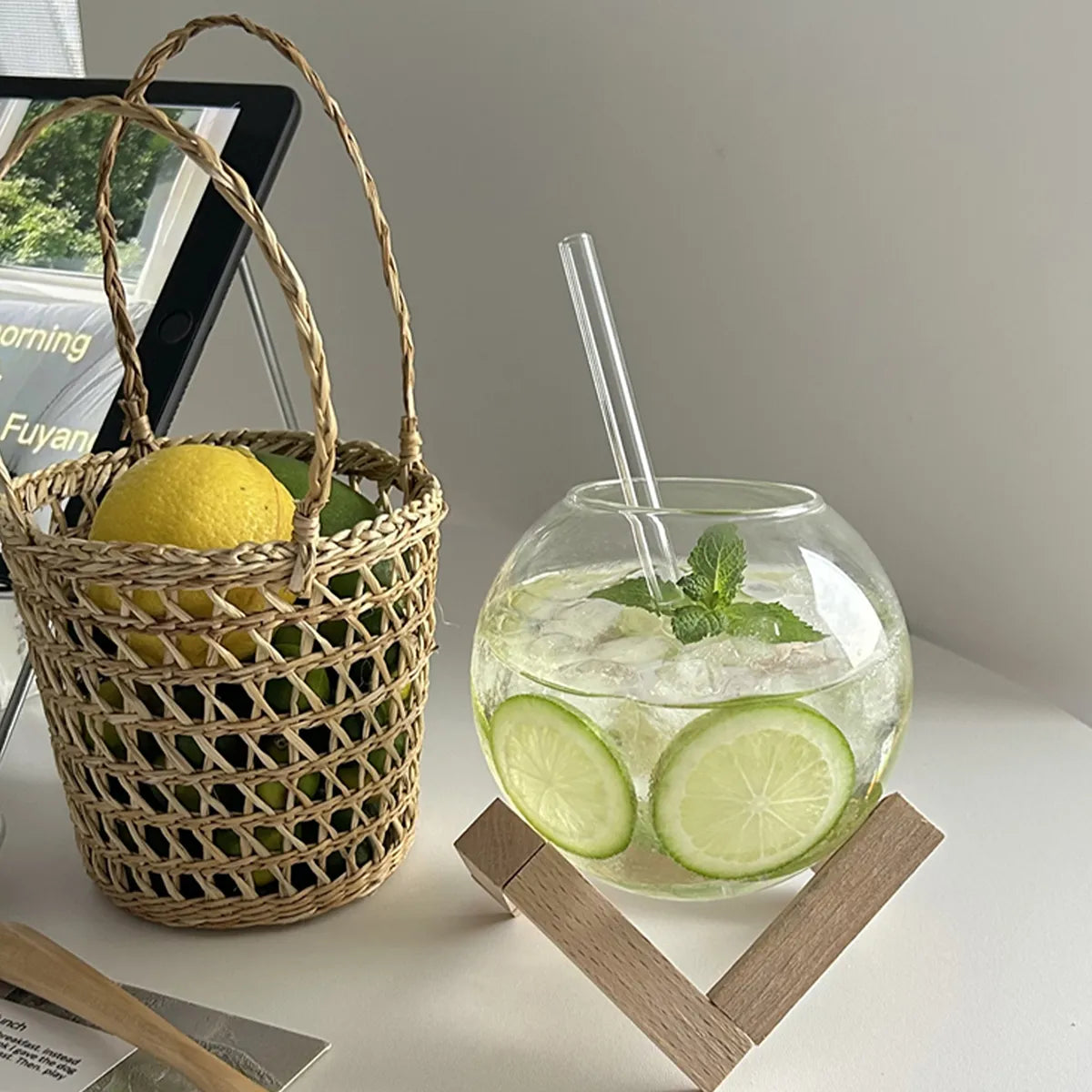 GOUCH| Cocktail Glass Cup With Wood Stand