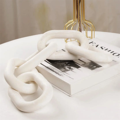 GENTLEE| Decorative Hand Carved 5-Link Wood Chain