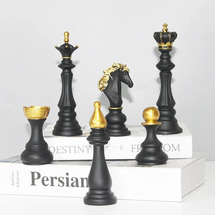 CLASSIK| Decorative Retro Chess Figurine